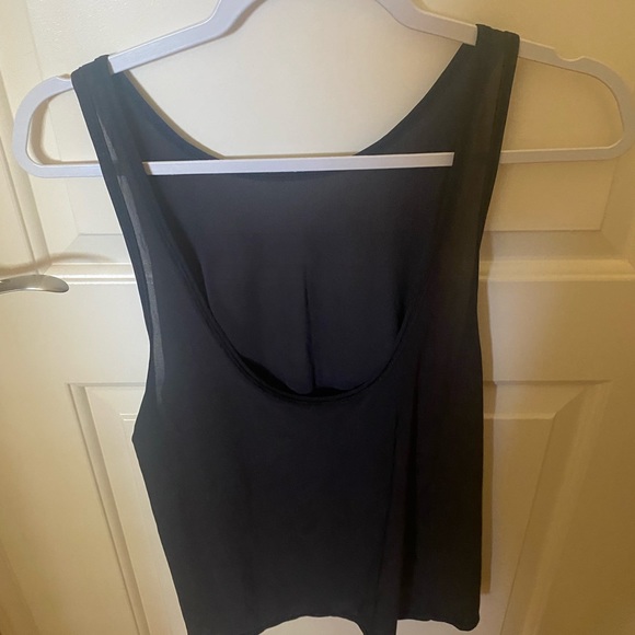Lululemon Sheer Tank Top - Picture 5 of 5